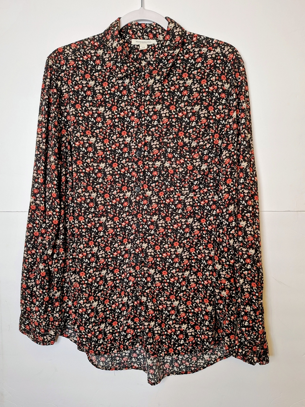beachlunchlounge Black Floral Button-Up Skirt with Red and Cream Flowers